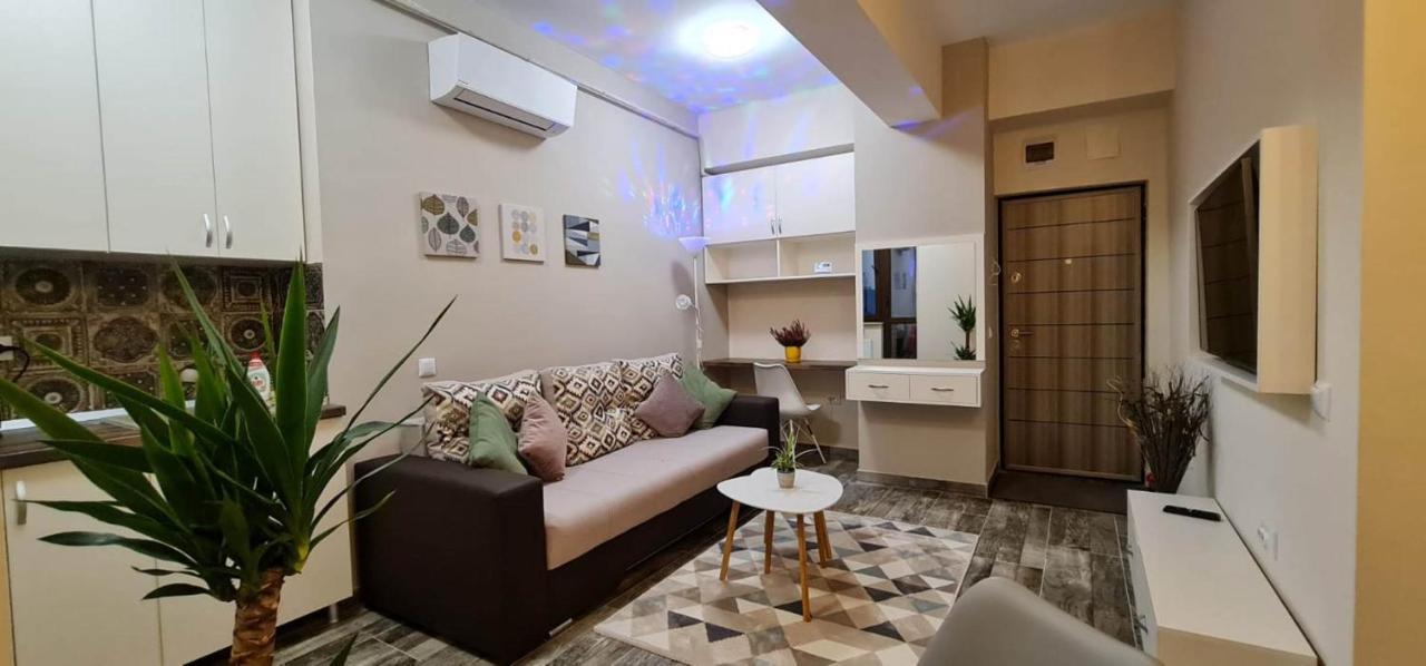 Designed Like Home Apartment Near Palas Mall ยาช ภายนอก รูปภาพ