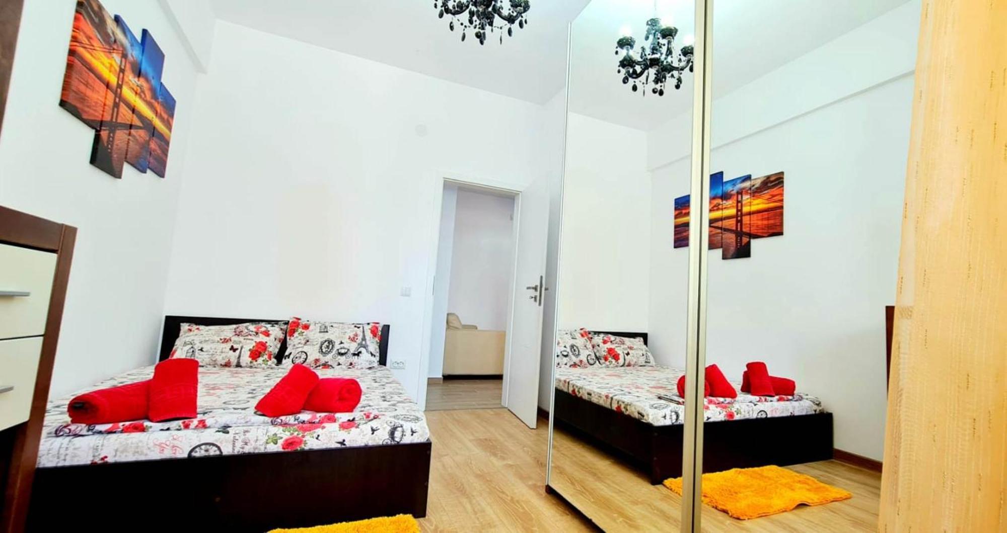 Designed Like Home Apartment Near Palas Mall ยาช ภายนอก รูปภาพ